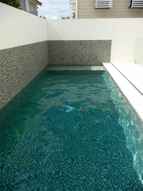 GCR270 Camo Light glass mosaic pool tile shown in situ