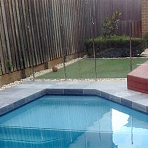 Parisian Blue Limestone Grande Coping