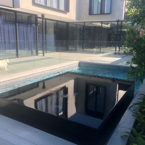 GC095 Black fully tiled spa and GC480 Tempest fully tiled pool