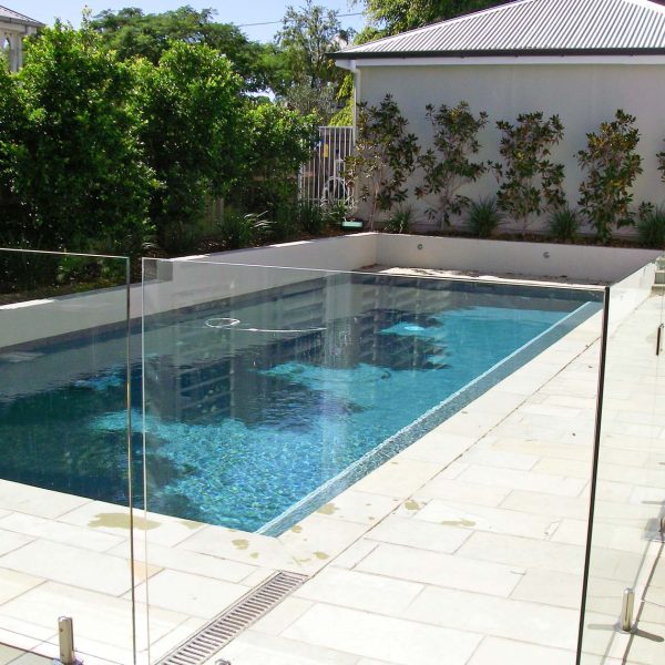 GC150 Mid Grey fully tiled pool