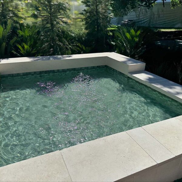 CMC562 Ubud Green Wavy fully-tiled pool