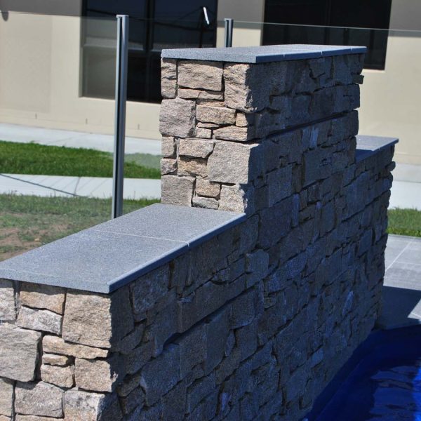 SS500 Kosciuszko Feature Wall  stone cladding